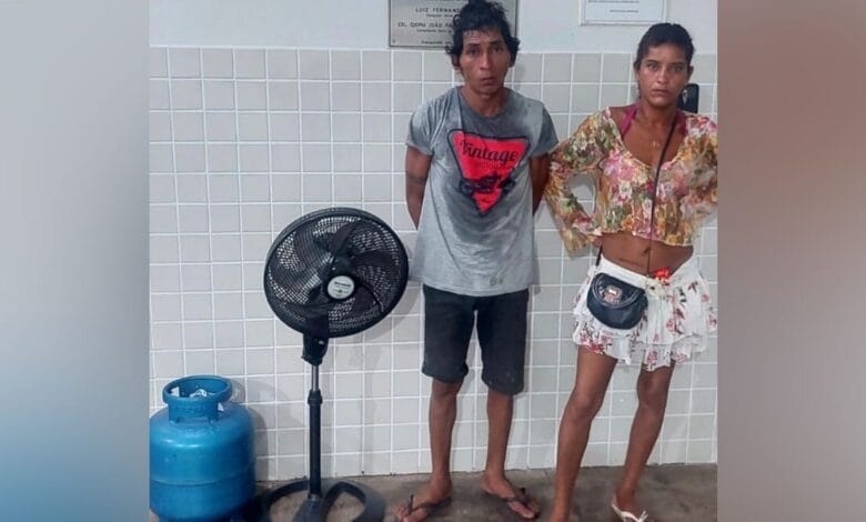 Dupla Detida Por Suspeita De Furto Em Resid Ncia No Bairro Diamantino