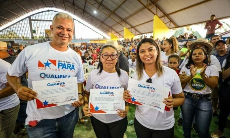 Qualifica Par Atende Mil Pessoas Em Munic Pios Fala Santar M